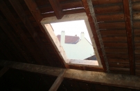 Fitting loft window